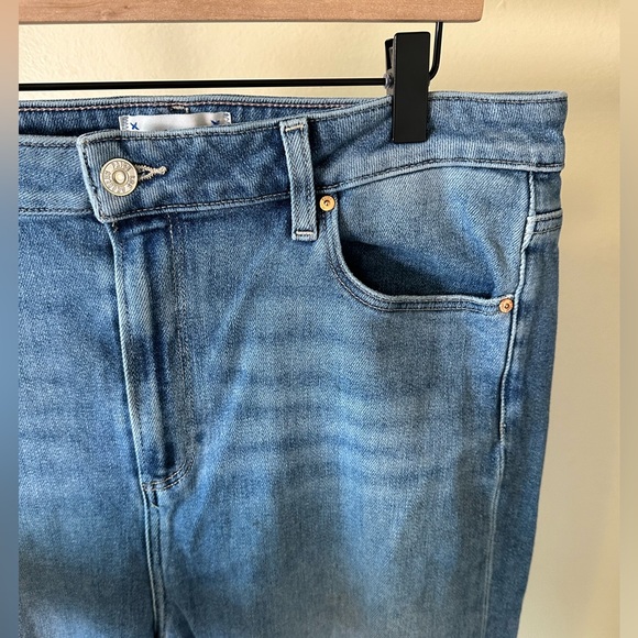 PAIGE Denim Stella Straight Jeans Distressed Size 33 - Picture 4 of 14